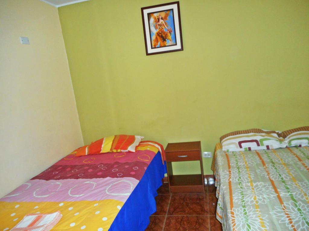 Hostal Geminis San Juan Bautista Esterno foto