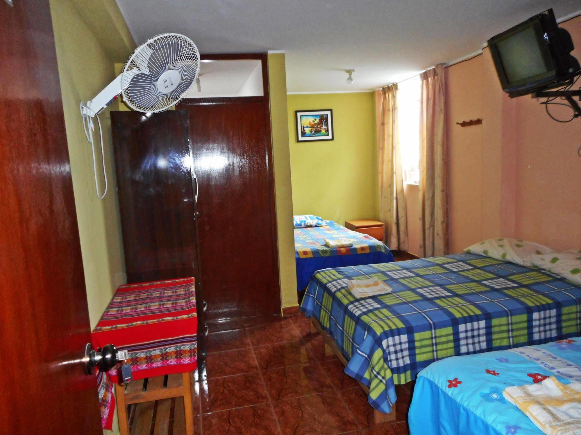 Hostal Geminis San Juan Bautista Esterno foto