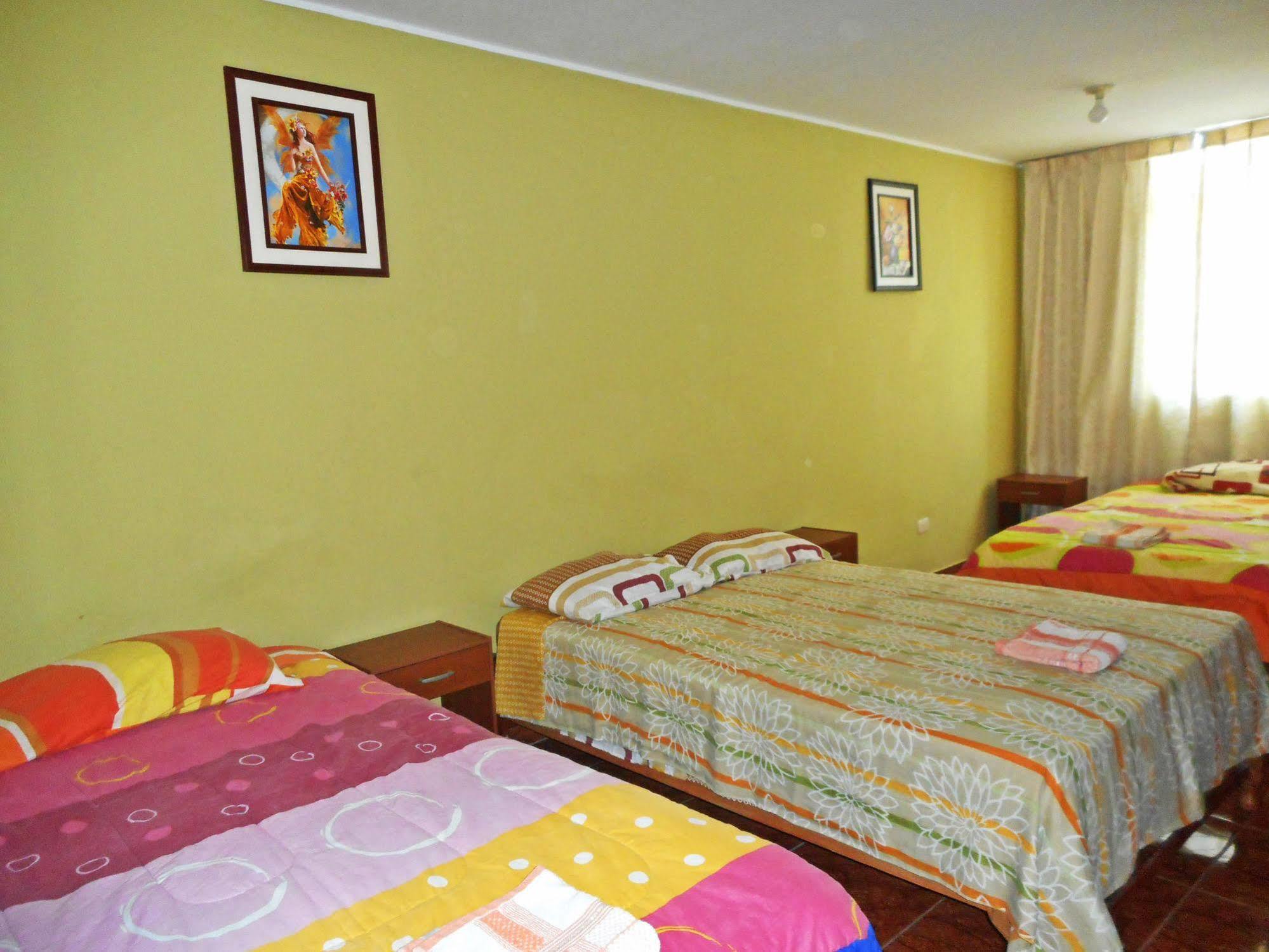 Hostal Geminis San Juan Bautista Esterno foto